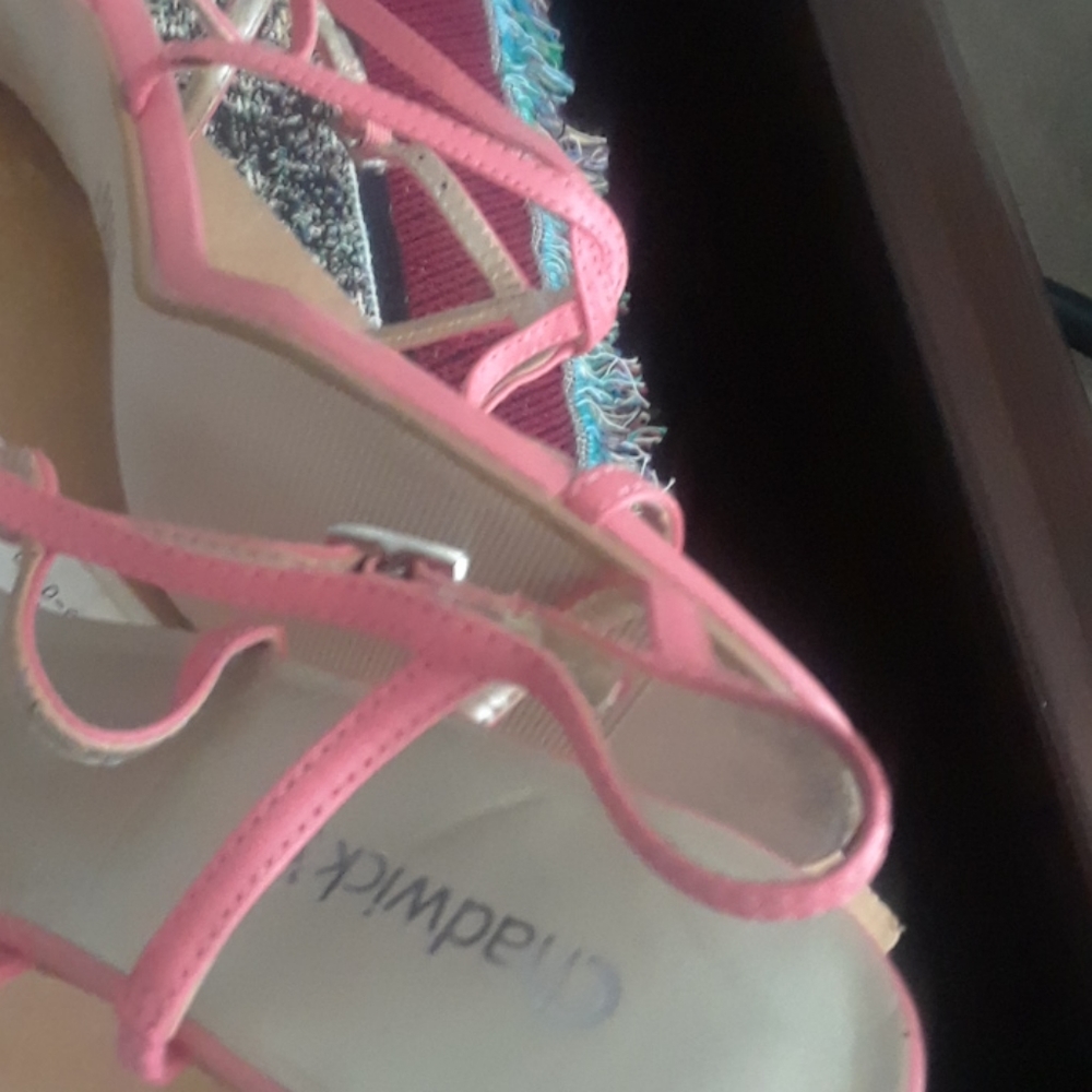 Chadwicks Shoes ( salmon color) - Picture 6 of 8